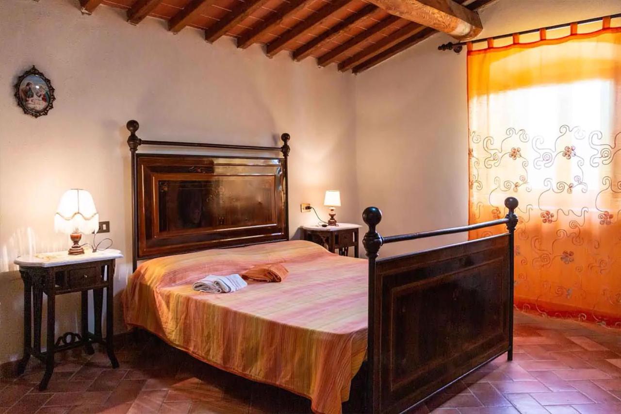 Agriturismo Con Piscina In Toscana, Tribbiano Arezzo Exterior photo